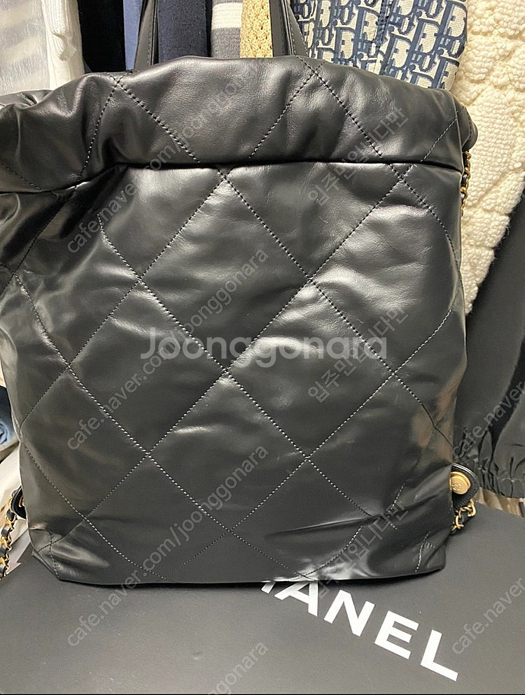 샤넬 22백팩 블랙--1